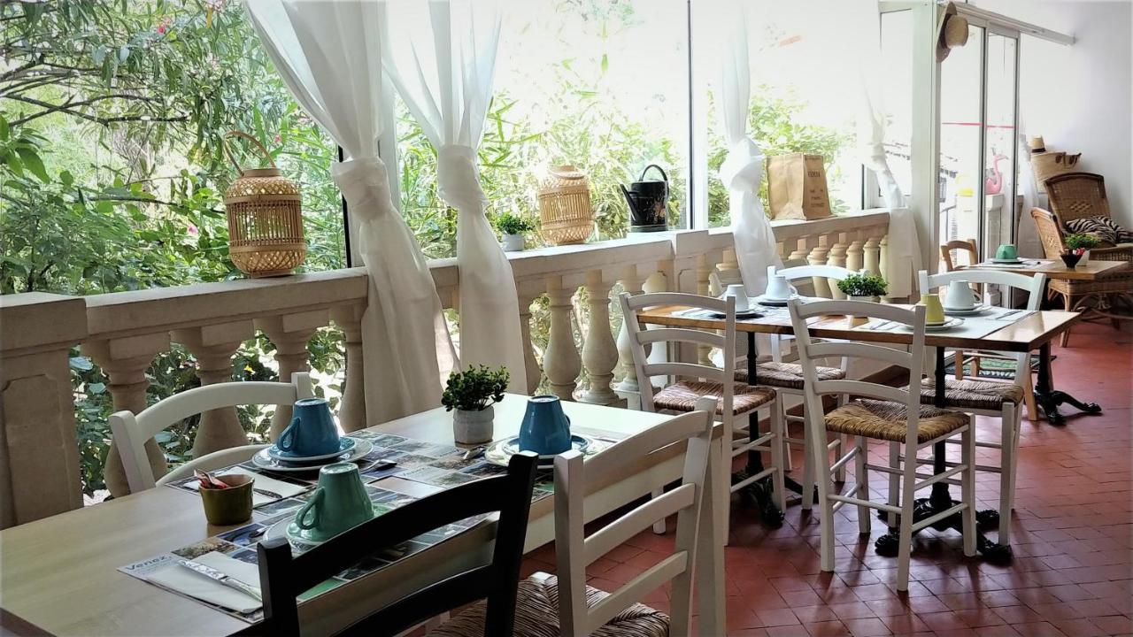 Hotel Le Victoria Draguignan Exteriör bild
