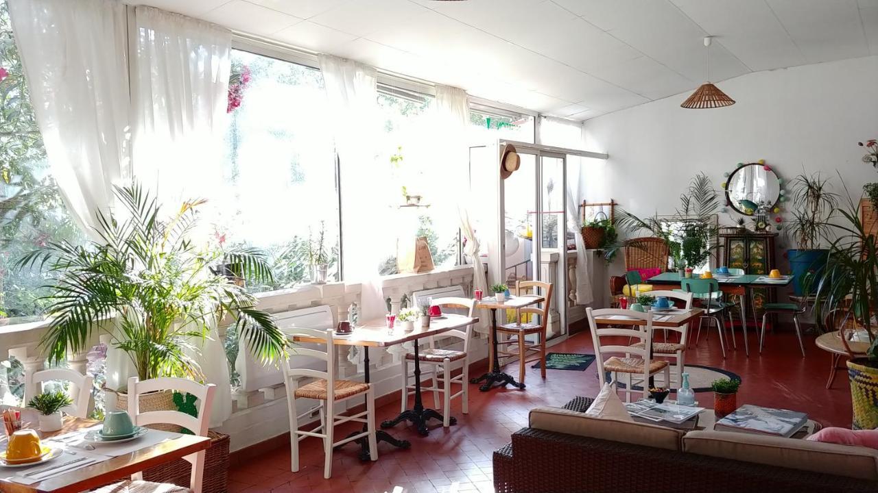 Hotel Le Victoria Draguignan Exteriör bild